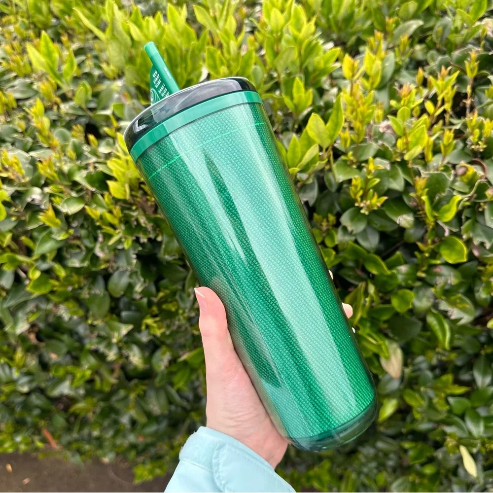NEW Starbucks Hot Cold Barista Exclusive Green Apron Cup Recycled Plastic Straw